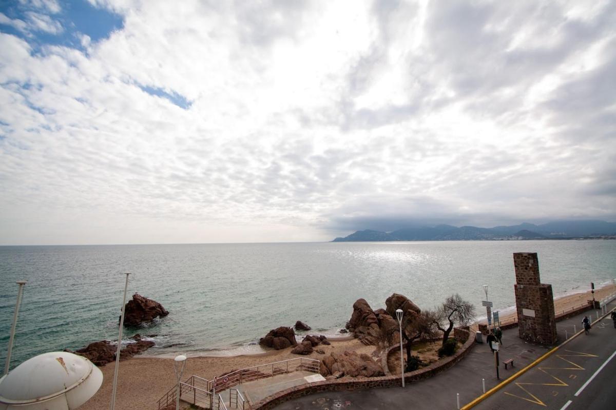 Luxury 1 Bed Seafront Escape In Appartement